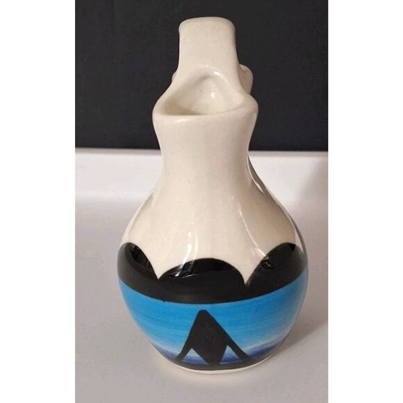 Ute Mountain Tribe Blue Black Cream Pottery Wedding Vase Signed Ruth Root 4" - Picture 2 of 5